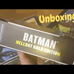 Unboxing Exclusive ;) Batman Gold Edition Figure !